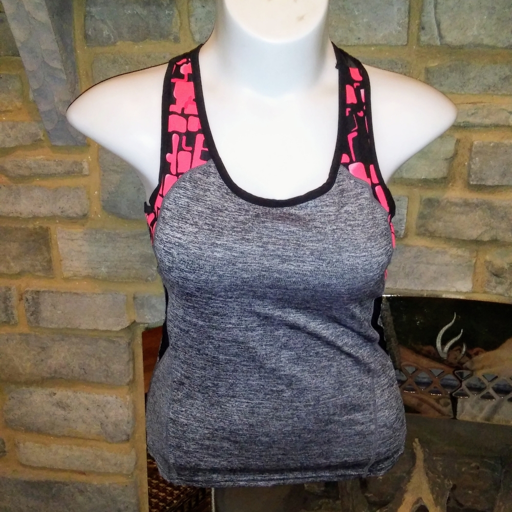 ⭐HOT Athletic L/XL MESH tank